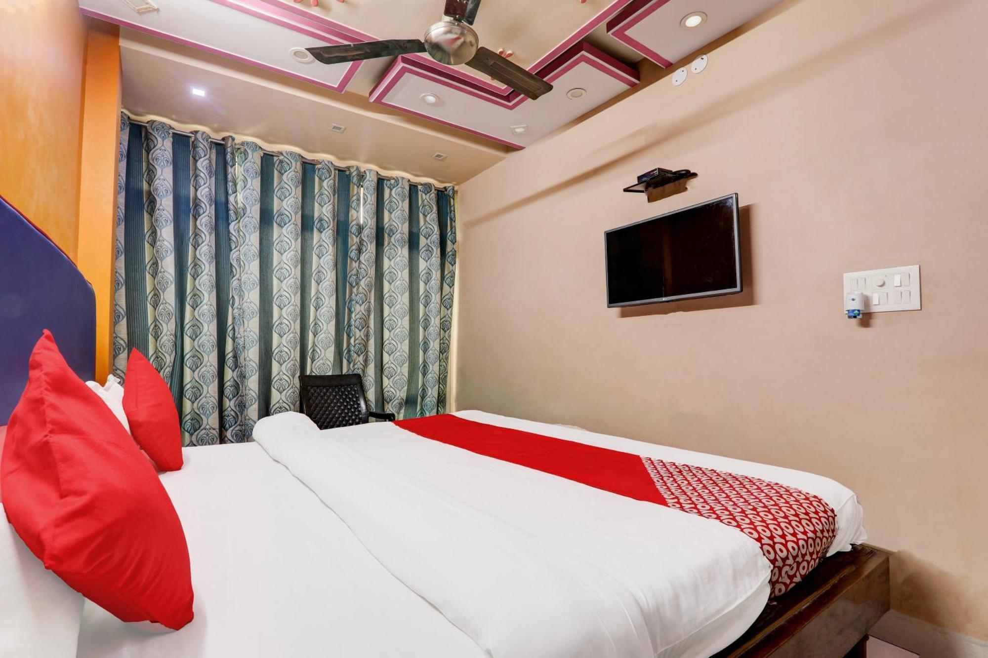 O Intercity Hotel 3*